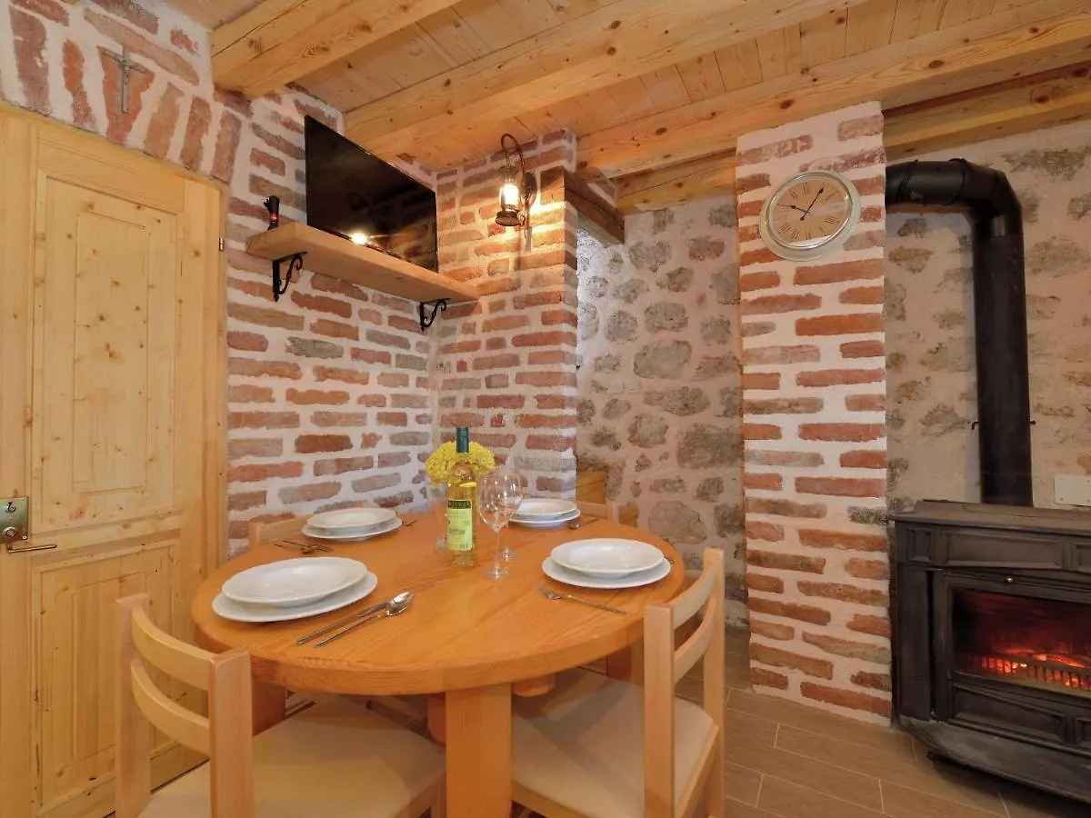Cozy Holiday Home With Garden In Starigrad  Starigrad Paklenica